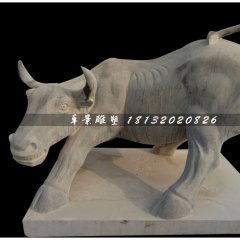 華爾街牛石雕，青石牛雕塑