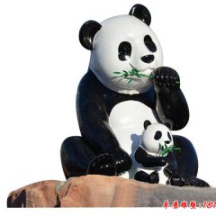 玻璃鋼仿真熊貓吃竹子