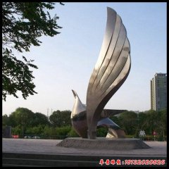 不銹鋼大型抽象鴿子雕塑