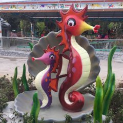 玻璃鋼動物彩繪海馬雕塑